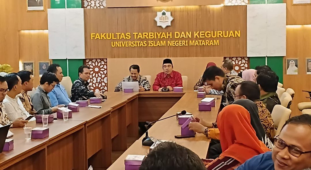 PERKUAT RISET KOLABORATIF DOSEN, FTK UIN MATARAM HADIRKAN KEPALA PUSAT PEMBIAYAAN PENDIDIKAN AGAMA DAN PENDIDIKAN KEAGAMAAN (PUSPENMA) KEMENAG